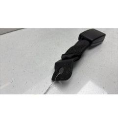 Attache ceinture arriere droit BMW SERIE 1 E88