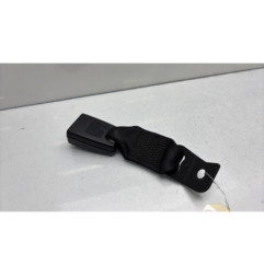 Attache ceinture arriere droit BMW SERIE 1 E88