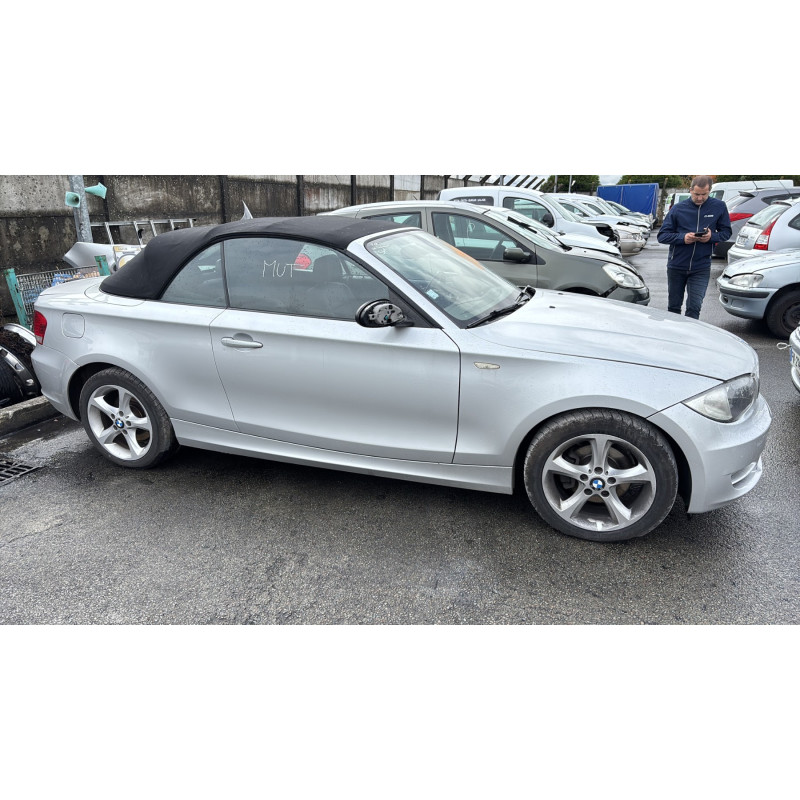 Ceinture arriere droit BMW SERIE 1 E88 Photo n°20
