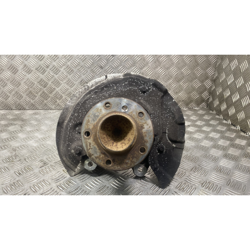 Pivot de moyeu arriere droit BMW SERIE 1 E88 Photo n°1