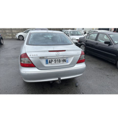 Arret de porte avant gauche MERCEDES CLASSE E 211