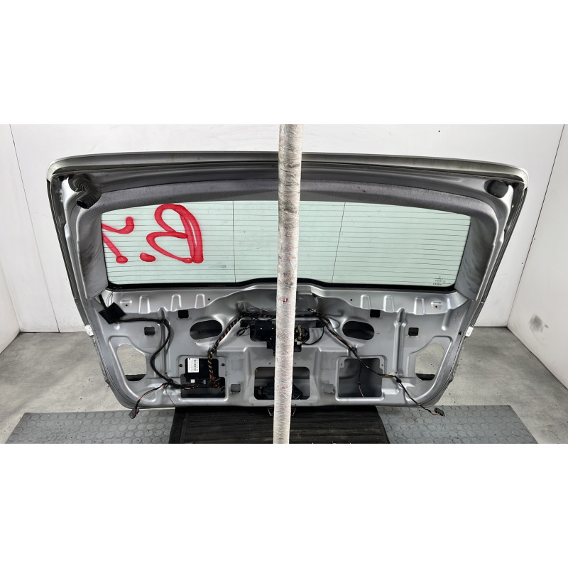 Malle/Hayon arriere MERCEDES CLASSE E 211 Photo n°9