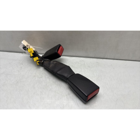 Attache ceinture arriere droit MERCEDES CLASSE C 204