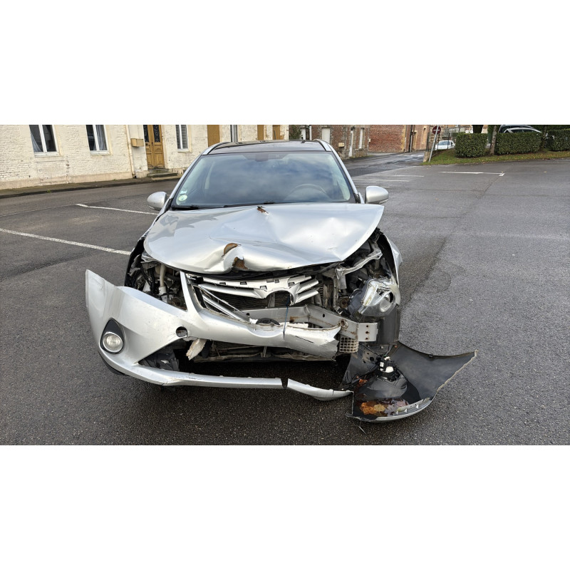 Vitre avant gauche TOYOTA AVENSIS 3 Photo n°5