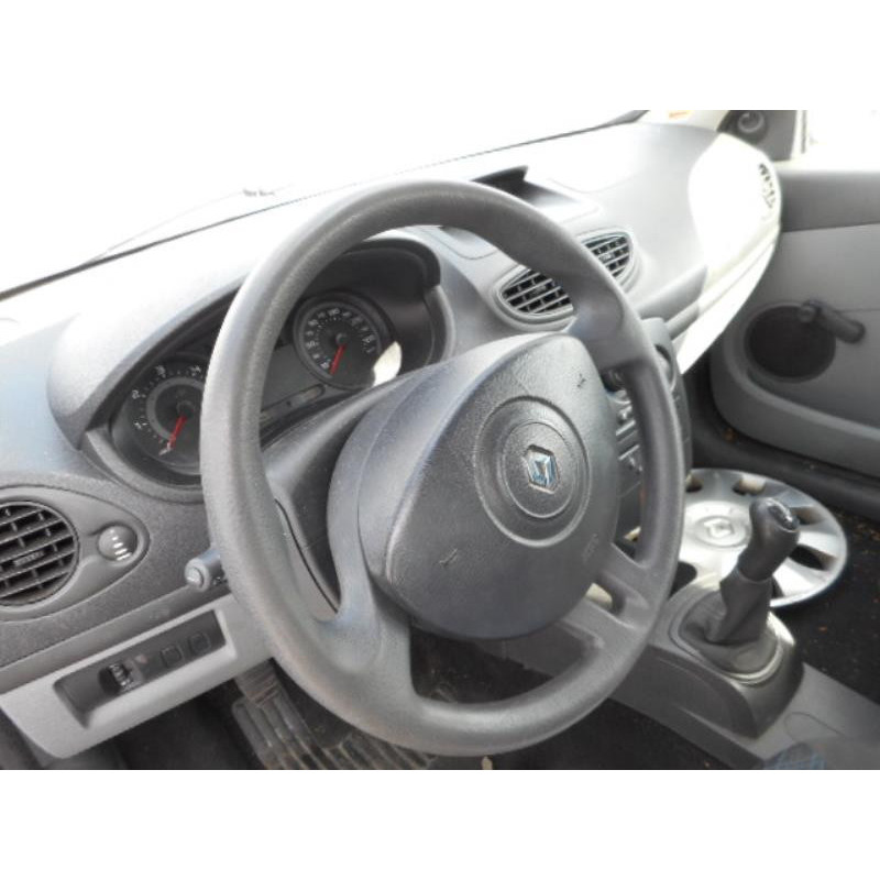 Absorbeur de pare choc arriere RENAULT CLIO 3 Photo n°12