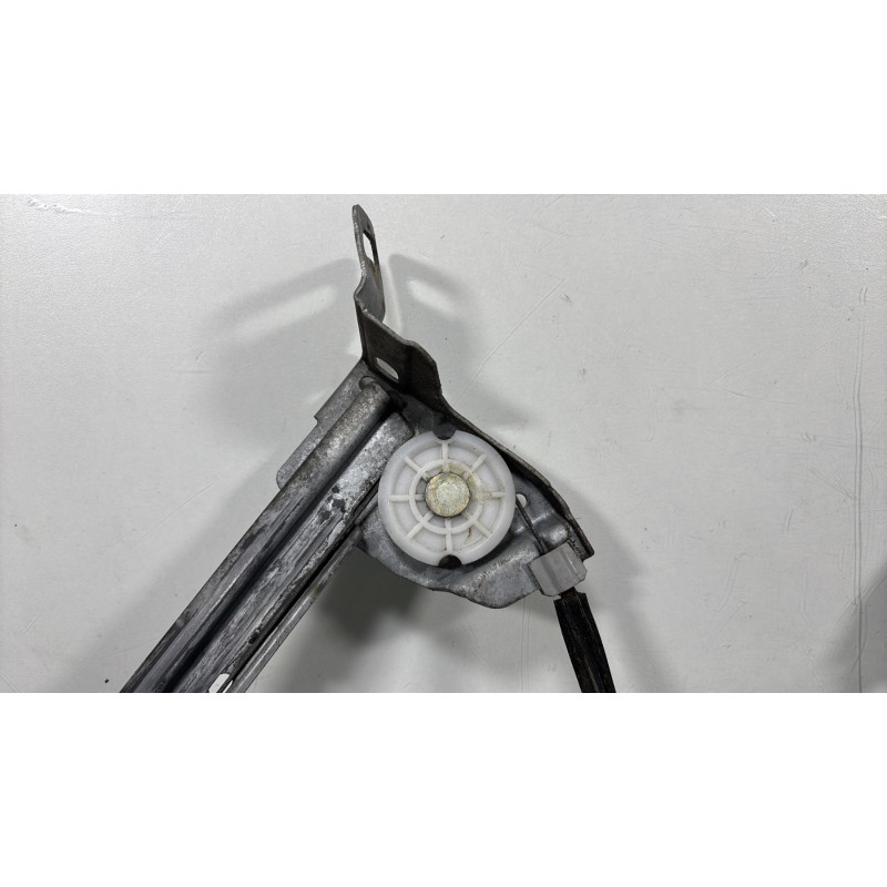 Leve vitre electrique avant droit OPEL TIGRA 2 Photo n°4