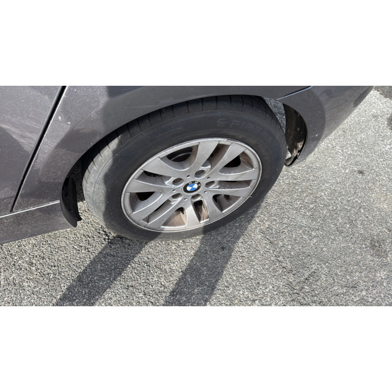 Aile avant droit BMW SERIE 1 E87 Photo n°15