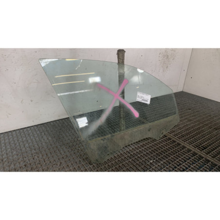 Vitre avant droit BMW SERIE 1 E87