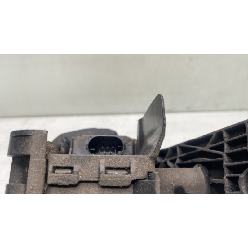 Pedale d'accelerateur BMW SERIE 1 F20 Photo n°5