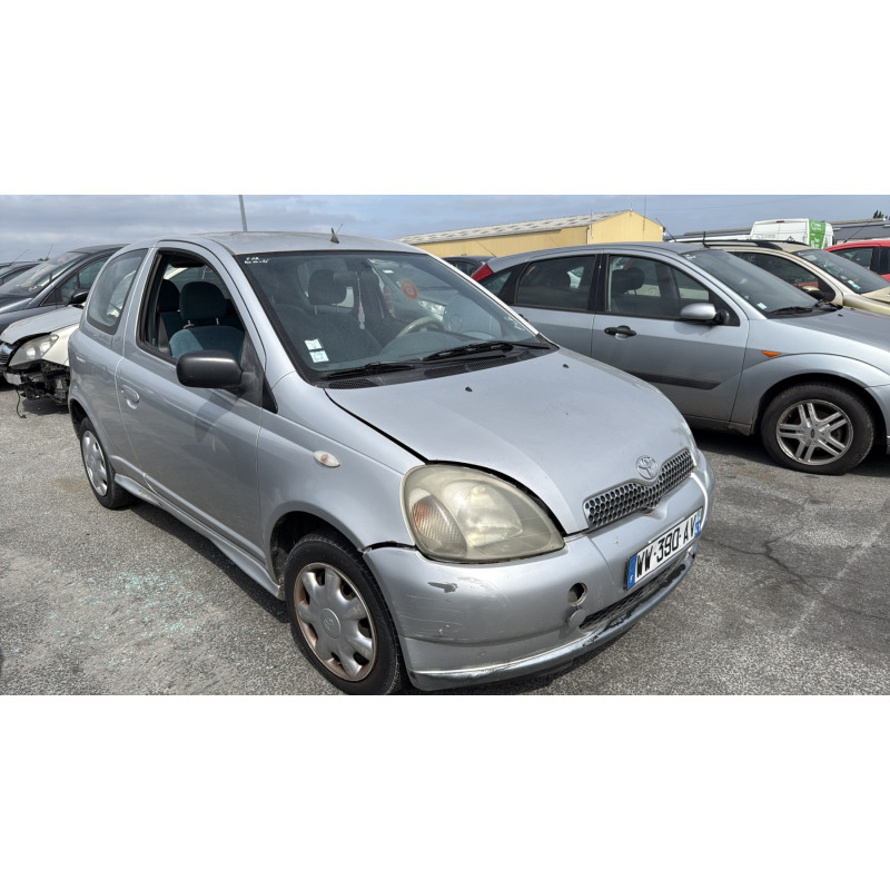 Bouton de warning TOYOTA YARIS 1 Photo n°8