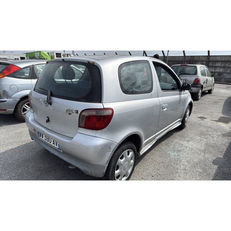 Bouton de warning TOYOTA YARIS 1 Photo n°9