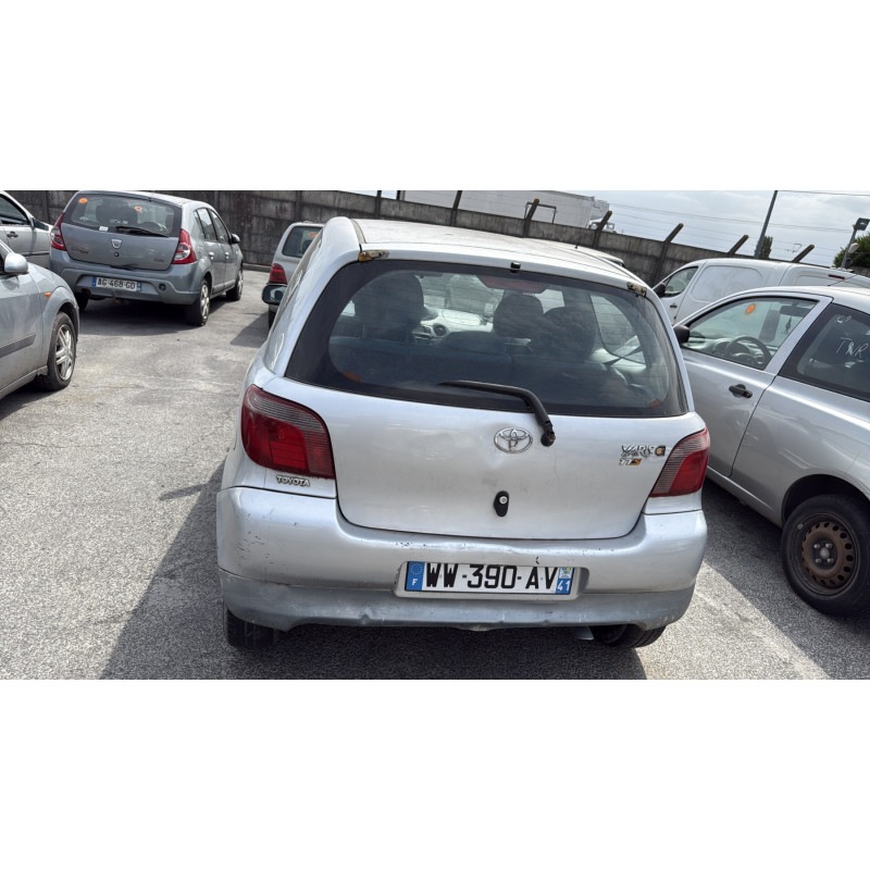 Bouton de warning TOYOTA YARIS 1 Photo n°11
