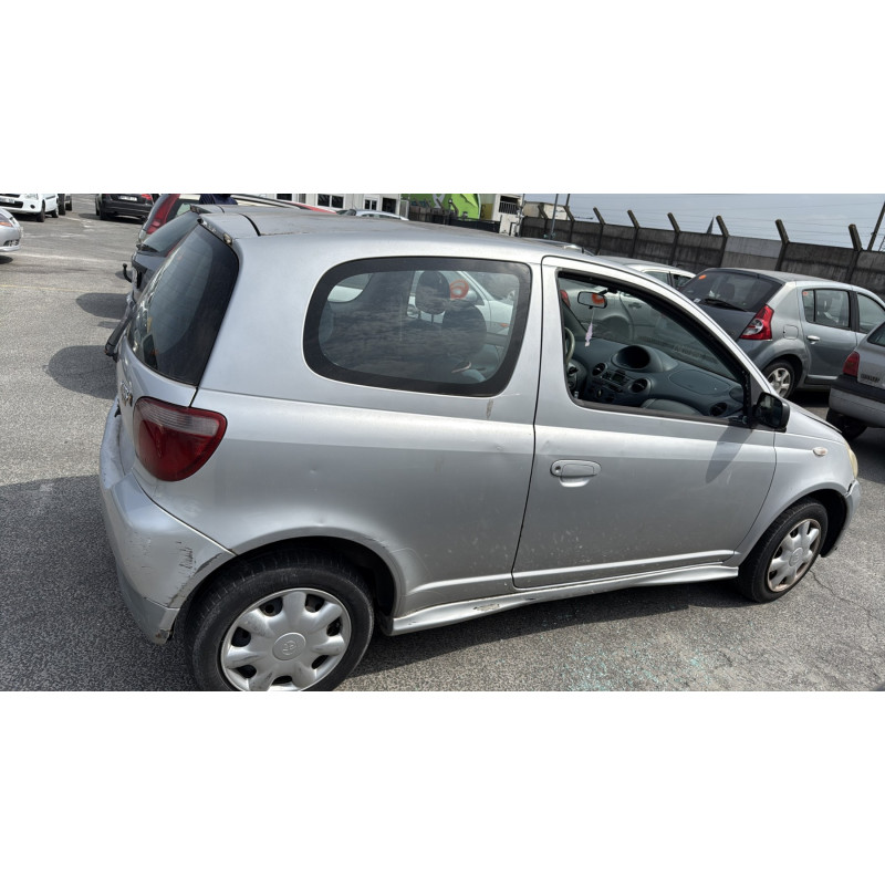 Bouton de warning TOYOTA YARIS 1 Photo n°13