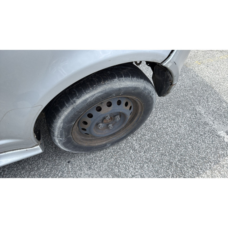Bouton de warning TOYOTA YARIS 1 Photo n°16
