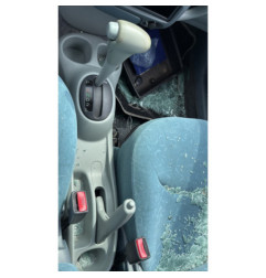 Bouton de warning TOYOTA YARIS 1