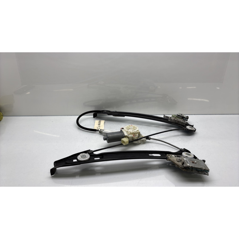 Leve vitre electrique arriere droit MERCEDES CLASSE CLS 219 Photo n°8