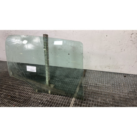 Vitre arriere droit PEUGEOT 307