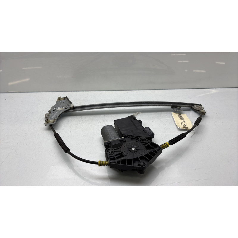Leve vitre electrique avant gauche PEUGEOT 307 Photo n°5