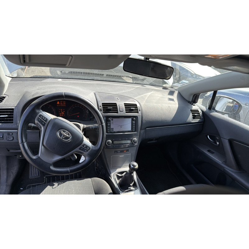 Verin de coffre TOYOTA AVENSIS 3 Photo n°20