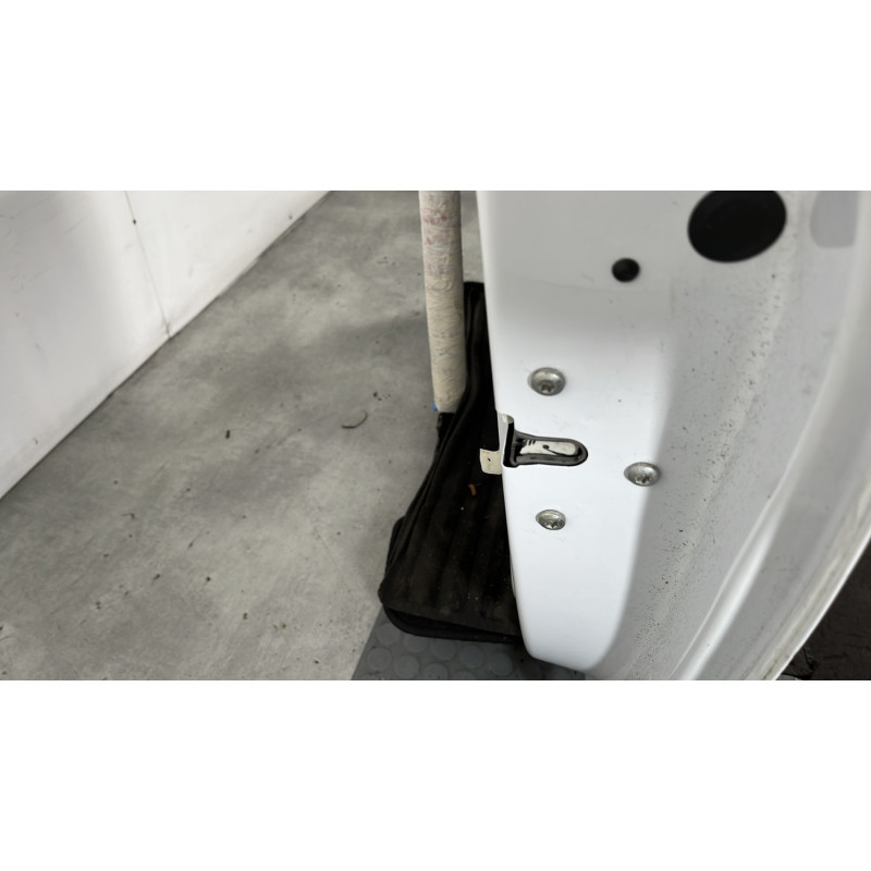Porte avant droit OPEL CORSA D Photo n°5