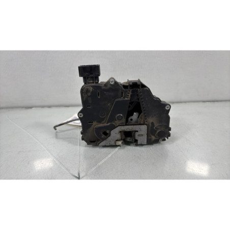 Serrure avant gauche OPEL CORSA D