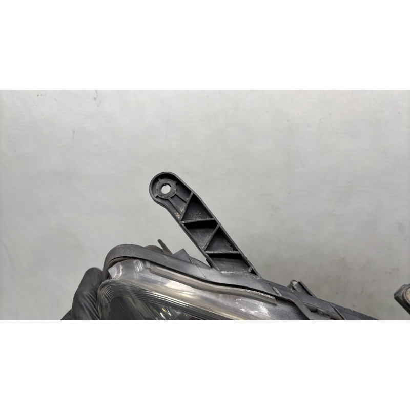 Optique avant principal droit (feux)(phare) OPEL ZAFIRA B Photo n°3