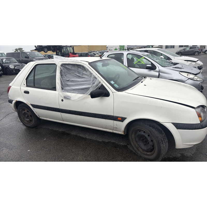 Malle/Hayon arriere FORD FIESTA 4 Photo n°18