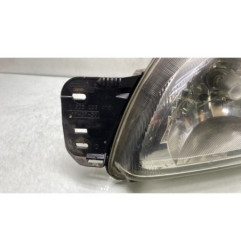 Optique avant principal gauche (feux)(phare) FORD FIESTA 4
