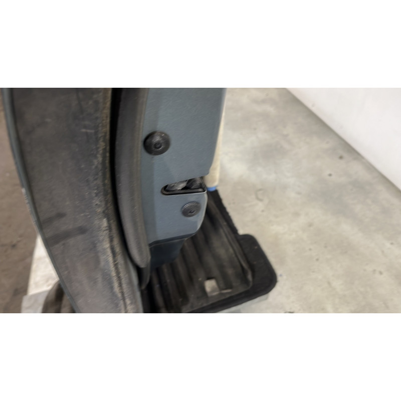 Porte avant gauche VOLKSWAGEN GOLF 5 Photo n°3