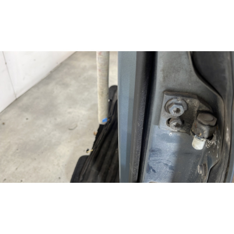 Porte avant gauche VOLKSWAGEN GOLF 5 Photo n°4