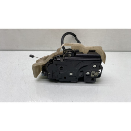 Serrure arriere droit VOLKSWAGEN GOLF 5 Photo n°1
