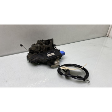 Serrure arriere gauche VOLKSWAGEN GOLF 5