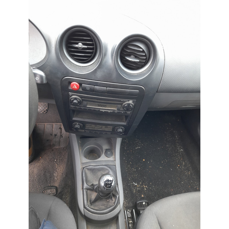 Face avant SEAT IBIZA 3 Photo n°19