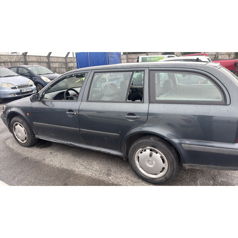 Retroviseur gauche SKODA OCTAVIA 1 Photo n°11