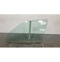 Vitre avant gauche RENAULT CLIO 2 Photo n°1