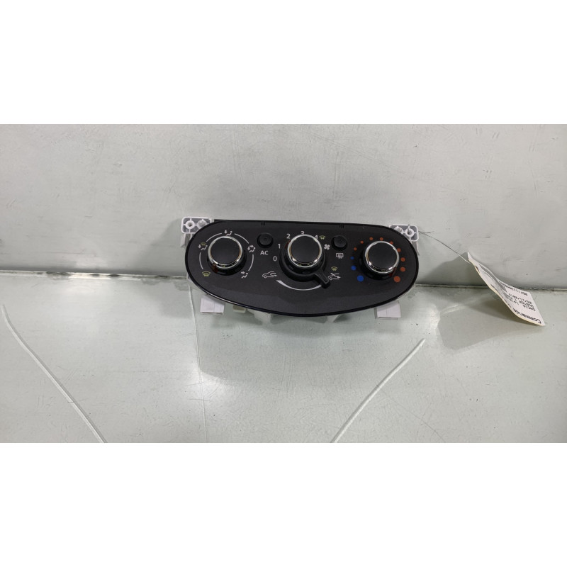 Commande chauffage DACIA DUSTER 1 Photo n°1