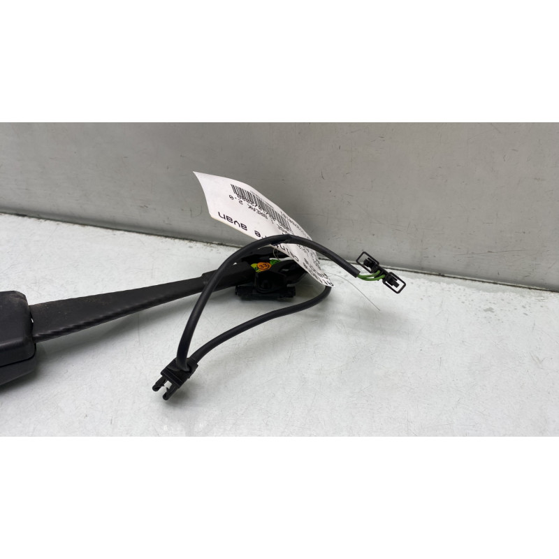 Attache ceinture avant gauche AUDI A4 3 Photo n°3