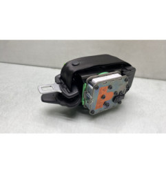 Pretensionneur de ceinture avant droit AUDI A4 3 Photo n°1