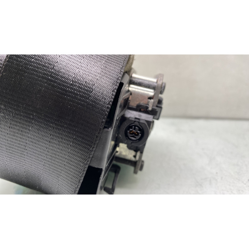 Pretensionneur de ceinture avant droit AUDI A4 3 Photo n°5