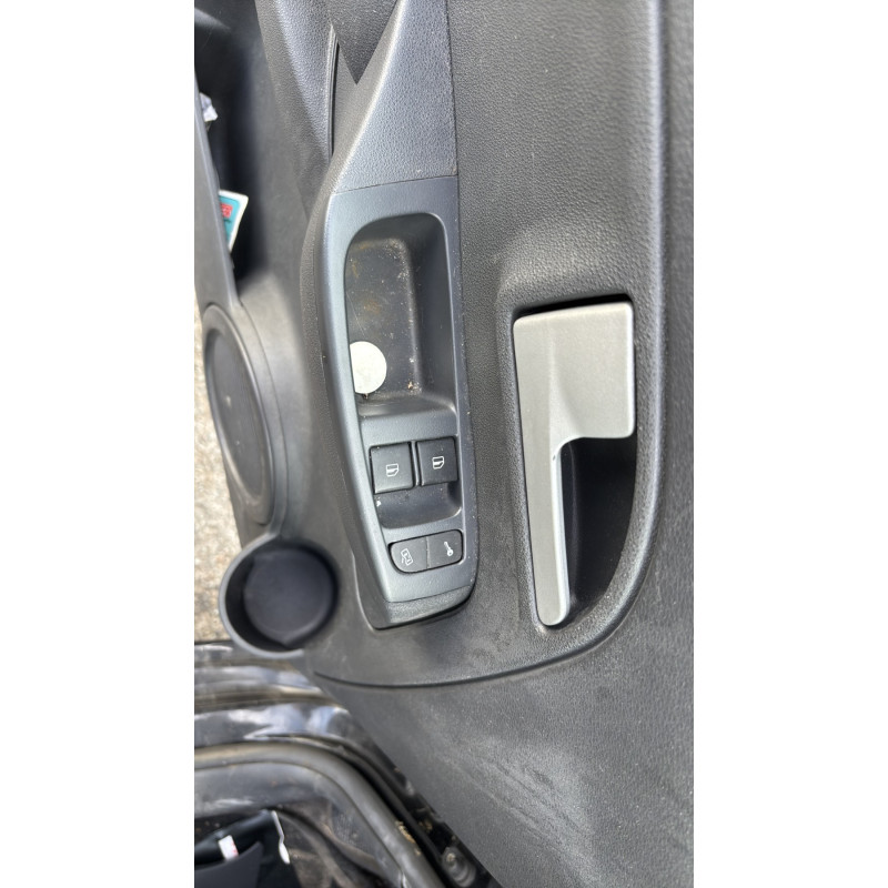 Serrure avant droit VOLKSWAGEN FOX Photo n°14