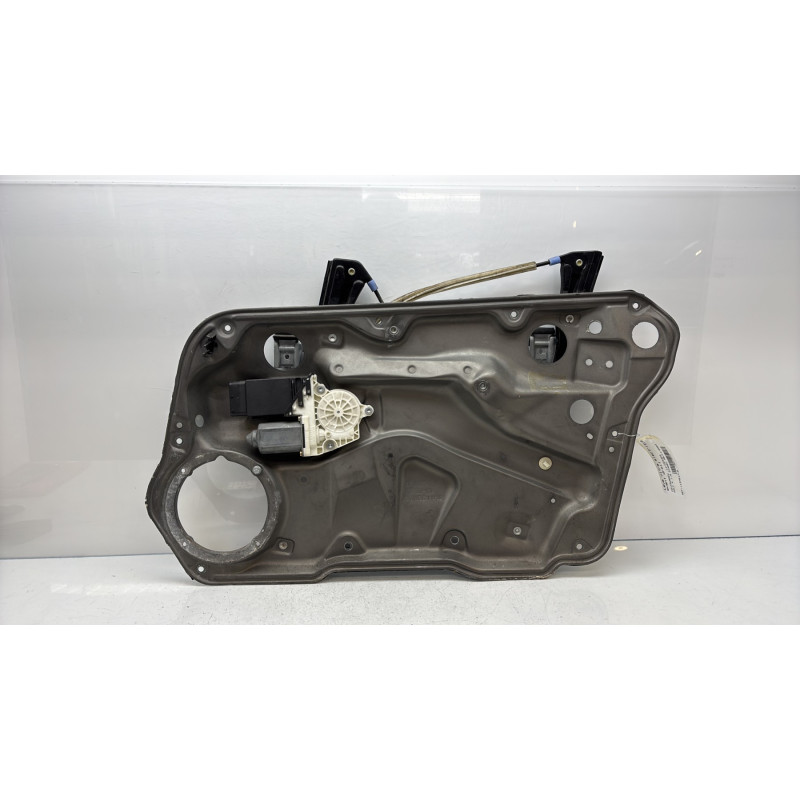 Leve vitre electrique avant droit VOLKSWAGEN GOLF 4 Photo n°1