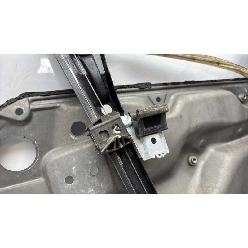 Leve vitre electrique avant droit VOLKSWAGEN GOLF 4 Photo n°6