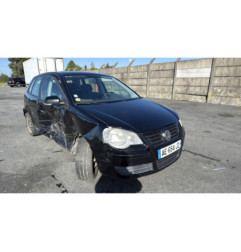 Poignee interieur avant gauche VOLKSWAGEN POLO 4