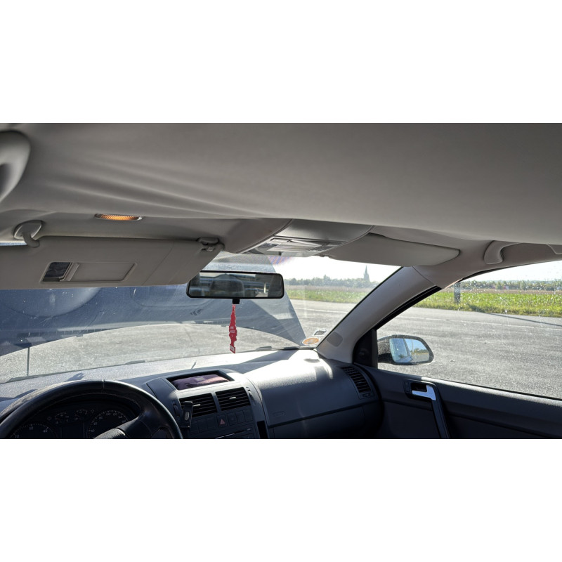 Poignee interieur avant gauche VOLKSWAGEN POLO 4 Photo n°17