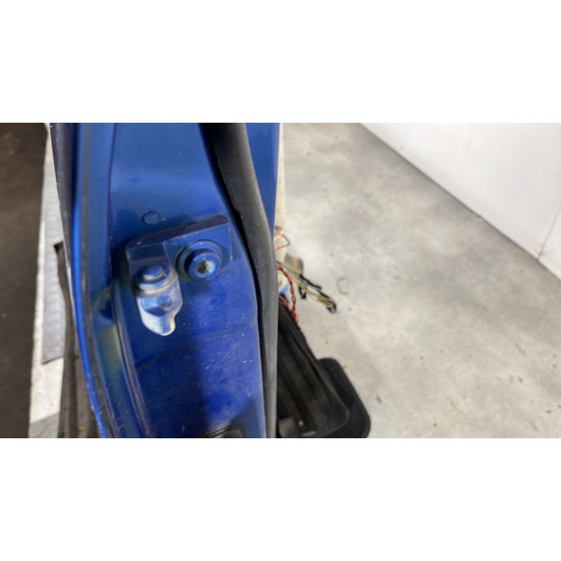 Porte avant droit VOLKSWAGEN POLO 4 Photo n°3
