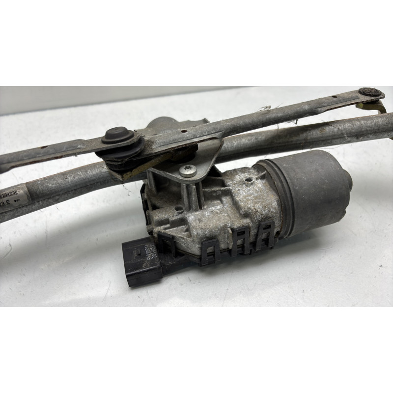Moteur essuie glace avant VOLKSWAGEN POLO 4 Photo n°4