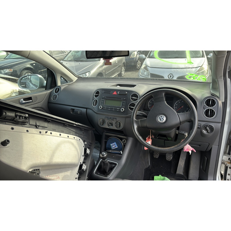 Feu arriere secondaire droit (feux) VOLKSWAGEN GOLF PLUS Photo n°20