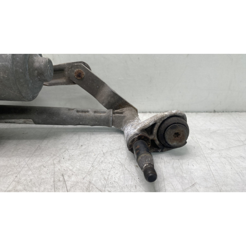 Moteur essuie glace avant gauche VOLKSWAGEN GOLF PLUS Photo n°2