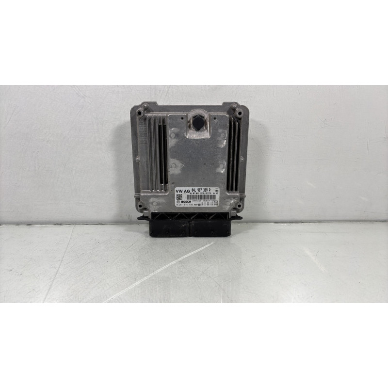 Calculateur moteur VOLKSWAGEN TOURAN 3 Photo n°1