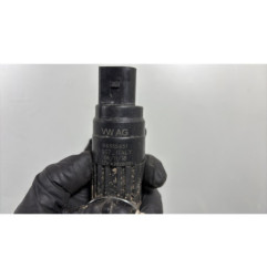 Pompe lave glace arriere VOLKSWAGEN TOURAN 3